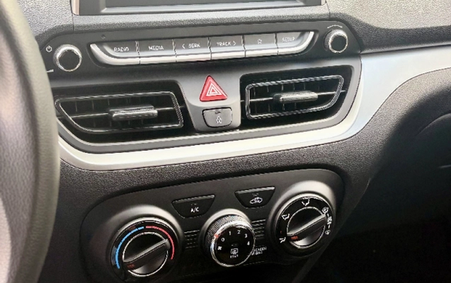 imagem-https://www.socarrao.com.br/sc-vehicle-images-prod/3738954/1788979818401-app-photos-ql96s6XFIa2uIRFmRXpjXLcYqZLd2WBp.jpg