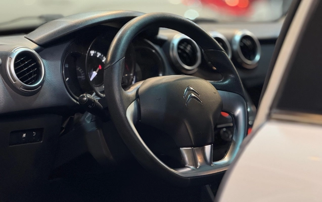 imagem-https://www.socarrao.com.br/sc-vehicle-images-prod/3738976/1788979850767-1_062557.jpg