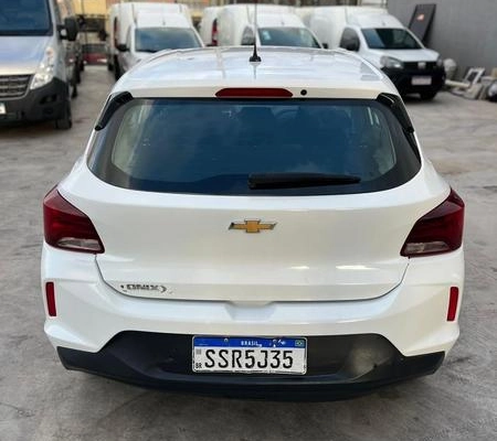 imagem-https://www.socarrao.com.br/sc-vehicle-images-prod/3739/1789223515911-7531128_3_B_3d2971947c.jpeg