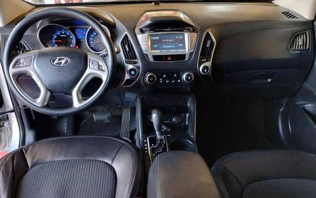 imagem-https://www.socarrao.com.br/sc-vehicle-images-prod/37390/1781802310532-7336155_1_B_69174eaa5d.jpeg