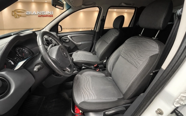 imagem-https://www.socarrao.com.br/sc-vehicle-images-prod/3739019/1788979921199-thZP4U7fF65wJ9EkX1tJbvqeFw8M9UCr.jpg