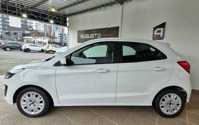 imagem-https://www.socarrao.com.br/sc-vehicle-images-prod/3739053/1788979989477-3d6a971f6f0a4f198b1422746c5bda89_1788979829309.jpg