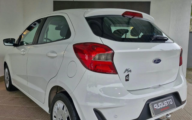imagem-https://www.socarrao.com.br/sc-vehicle-images-prod/3739053/1788979989480-80aaee984e2740d0a5e8942a4cbabb0d_1788979829334.jpg