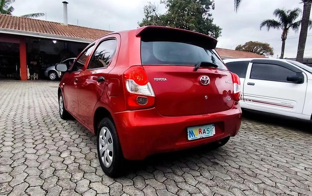 imagem-https://www.socarrao.com.br/sc-vehicle-images-prod/3739116/1789393221440-8461079_1_B_22a248ea59.jpeg