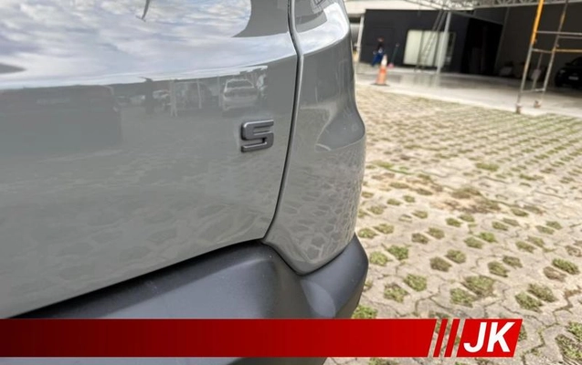 imagem-https://www.socarrao.com.br/sc-vehicle-images-prod/3739255/1789668178003-8425536_0_B_33a55d053c.jpeg