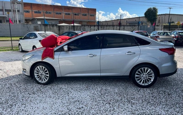 imagem-https://www.socarrao.com.br/sc-vehicle-images-prod/3739256/1788980695165-8439626_11_B_87652a166d.jpeg