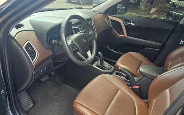 imagem-https://www.socarrao.com.br/sc-vehicle-images-prod/3739257/1789651043133-jEVvGbg0PpPenepOTOpsyRmkJZB7w7xv.jpg