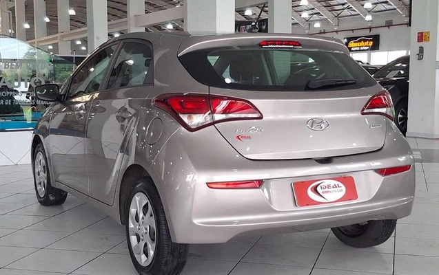 imagem-https://www.socarrao.com.br/sc-vehicle-images-prod/3739258/1789565789485-8461214_9_B_cd4b924642.jpeg