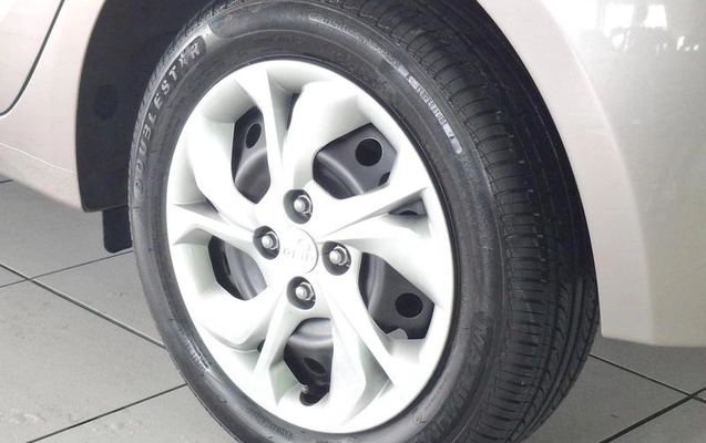 imagem-https://www.socarrao.com.br/sc-vehicle-images-prod/3739258/1789565789487-8461214_0_B_fa91e83369.jpeg