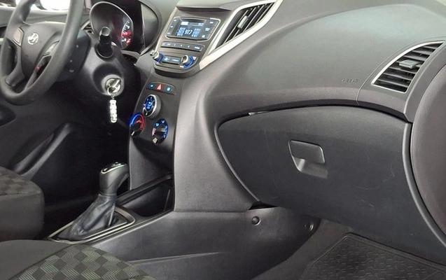 imagem-https://www.socarrao.com.br/sc-vehicle-images-prod/3739258/1789565789507-8461214_17_B_a12c746697.jpeg
