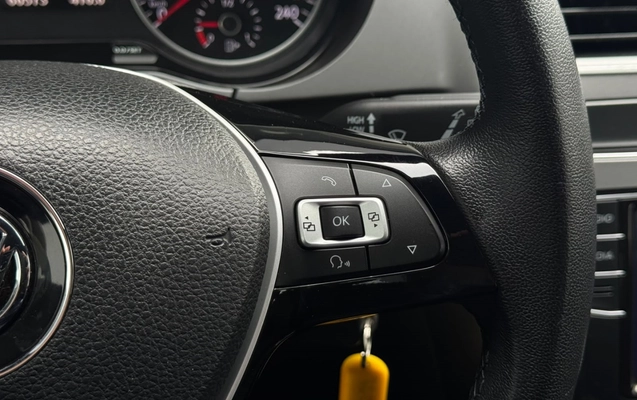 imagem-https://www.socarrao.com.br/sc-vehicle-images-prod/3739259/1788980761331-9_095358.jpg