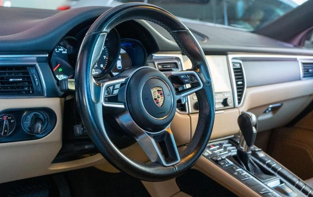 imagem-https://www.socarrao.com.br/sc-vehicle-images-prod/3739309/1789421112523-8448333_11_B_d05e5c95a8.jpeg