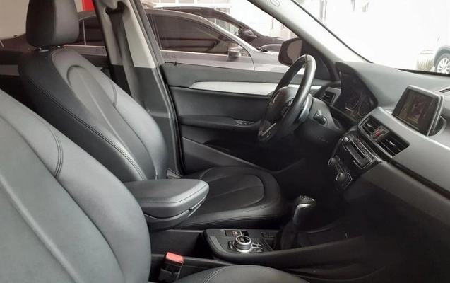 imagem-https://www.socarrao.com.br/sc-vehicle-images-prod/3739531/1789650329658-8154337_4_B_2eeb6d1aca.jpeg