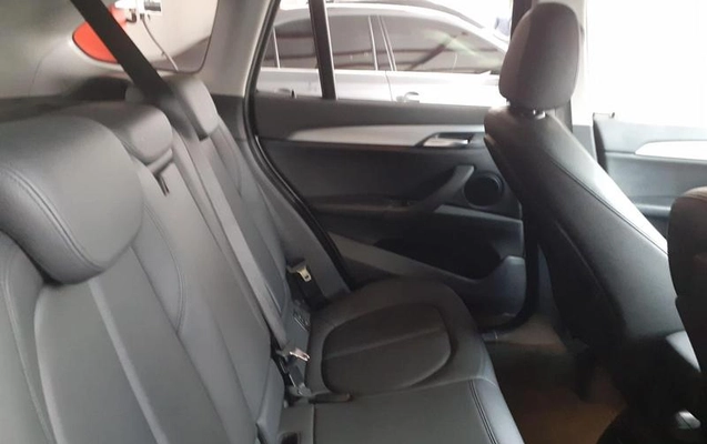 imagem-https://www.socarrao.com.br/sc-vehicle-images-prod/3739531/1789650329661-8154337_0_B_8cfa9d8e96.jpeg