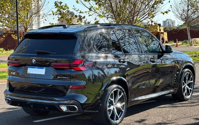 imagem-https://www.socarrao.com.br/sc-vehicle-images-prod/3739551/1788981415790-9_055914.jpg