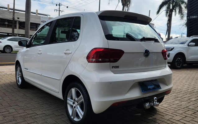 imagem-https://www.socarrao.com.br/sc-vehicle-images-prod/3739565/1789765008403-fda0389f-f365-4681-85d4-cbe991e0bdb5.jpg