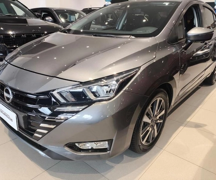 Nissan VERSA 2025 Cinza — foto 1 de 3