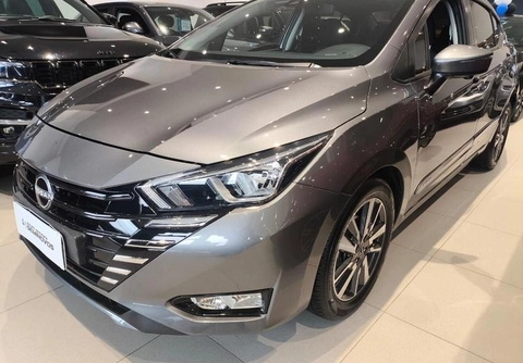 Nissan VERSA 2025 Cinza — foto 1 de 3