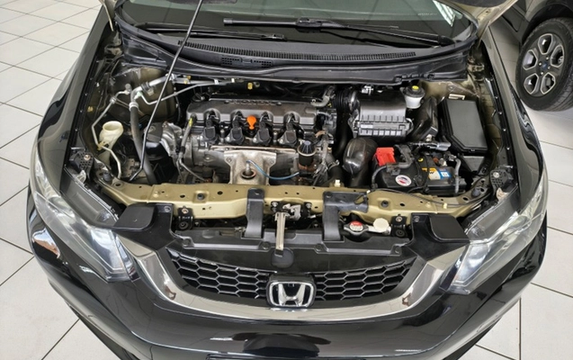 imagem-https://www.socarrao.com.br/sc-vehicle-images-prod/3739636/1788981903656-26723abd-61f4-4cb0-95f6-2b09aaafa2d4.jpg