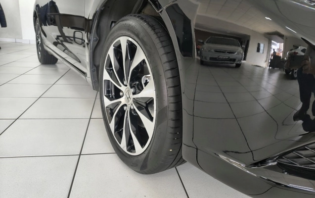 imagem-https://www.socarrao.com.br/sc-vehicle-images-prod/3739636/1788981903658-832f7326-caa6-4826-9cd0-ef3f948c22e1.jpg