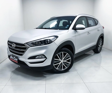 Hyundai Tucson 2018 Prata — foto 1 de 3