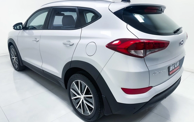 imagem-https://www.socarrao.com.br/sc-vehicle-images-prod/3739670/1788982071179-dbfb5e297dad4ca7b5b20b95b1acae26_1788982047925.jpg
