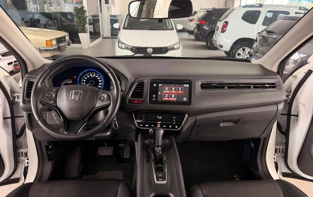 imagem-https://www.socarrao.com.br/sc-vehicle-images-prod/3739694/1789154411076-8450257_9_B_aa83fad7ed.jpeg