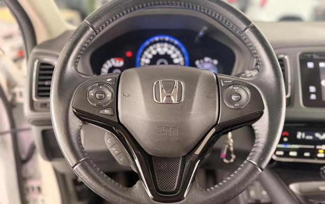 imagem-https://www.socarrao.com.br/sc-vehicle-images-prod/3739694/1789154411084-8450257_15_B_670618f5dc.jpeg