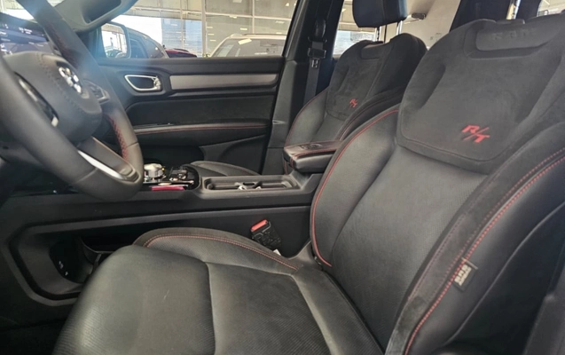 imagem-https://www.socarrao.com.br/sc-vehicle-images-prod/3739853/1788982393952-pHD4Tub8EQJSij0tbJrxD9MOF3N7TJhD.jpg