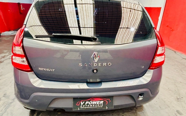 imagem-https://www.socarrao.com.br/sc-vehicle-images-prod/3739906/1788982550112-SU1HXzczMjcuanBlZw.jpeg