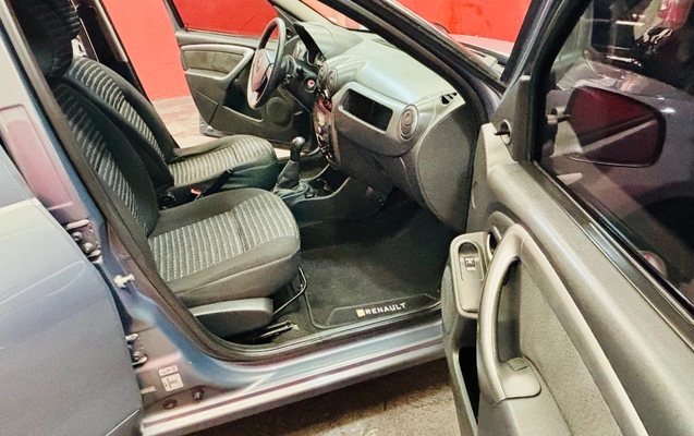 imagem-https://www.socarrao.com.br/sc-vehicle-images-prod/3739906/1788982550431-SU1HXzczMjkuanBlZw.jpeg
