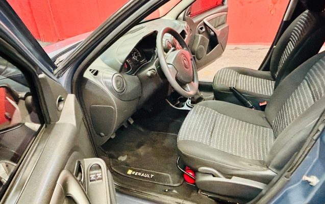 imagem-https://www.socarrao.com.br/sc-vehicle-images-prod/3739906/1788982550967-SU1HXzczMzIuanBlZw.jpeg