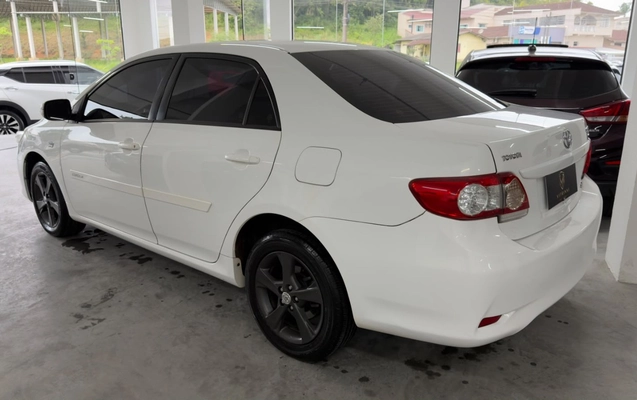 imagem-https://www.socarrao.com.br/sc-vehicle-images-prod/3740023/1788982958193-ZjhhY2M3MDEtMmQ3ZC00Njg0LWJiZmYtZjQ2NzA1MGZiNzRmLmpwZw.jpg