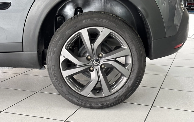 imagem-https://www.socarrao.com.br/sc-vehicle-images-prod/3740049/1788983046352-1_041722.jpg