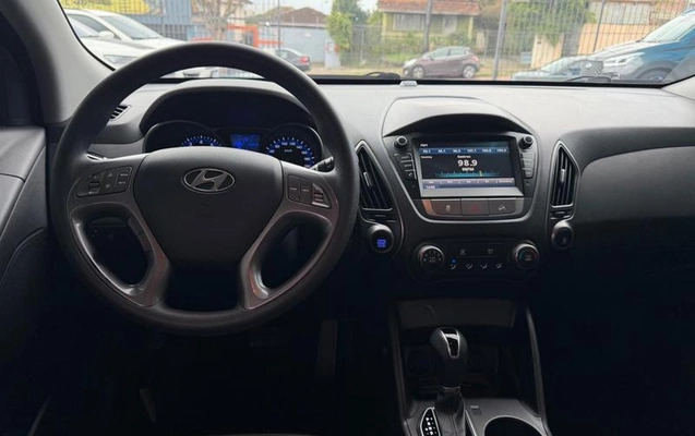 imagem-https://www.socarrao.com.br/sc-vehicle-images-prod/3740058/1788983113278-8452133_9_B_6974294390.jpeg