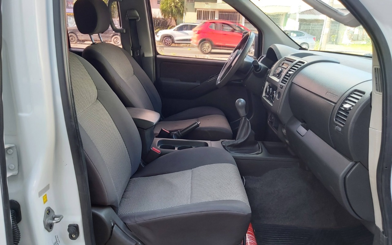 imagem-https://www.socarrao.com.br/sc-vehicle-images-prod/3740124/1788983212763-V2hhdHNBcHAgSW1hZ2UgMjAyNi0wOS0wOSBhdCAxNi40MS4xNS5qcGVn.jpeg