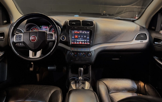 imagem-https://www.socarrao.com.br/sc-vehicle-images-prod/3740160/1788983273250-1_063413.jpg