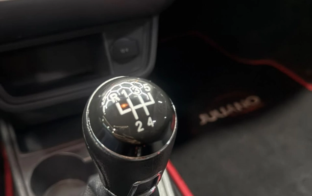 imagem-https://www.socarrao.com.br/sc-vehicle-images-prod/3740203/1788983363246-4IHt6yRfqyHk9EAQTIuS1xZJyUCHGK2D.jpg