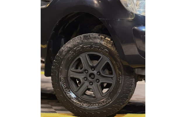 imagem-https://www.socarrao.com.br/sc-vehicle-images-prod/3740234/1788983403941-1_070015.jpg
