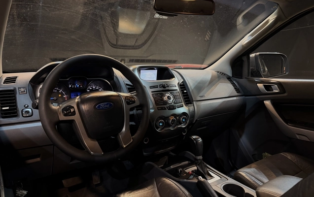 imagem-https://www.socarrao.com.br/sc-vehicle-images-prod/3740234/1788983403953-1_070026.jpg