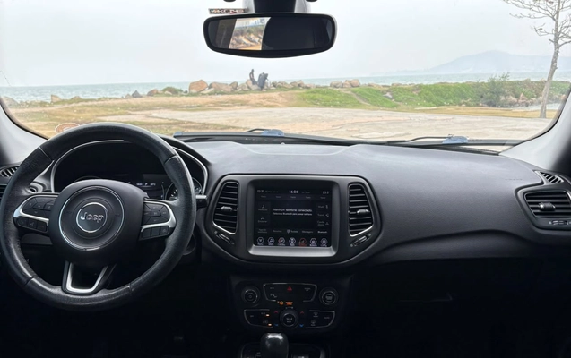 imagem-https://www.socarrao.com.br/sc-vehicle-images-prod/3740277/1788983480898-003_614c8f6692f39d7cd4ed8e94eb62b623.jpeg