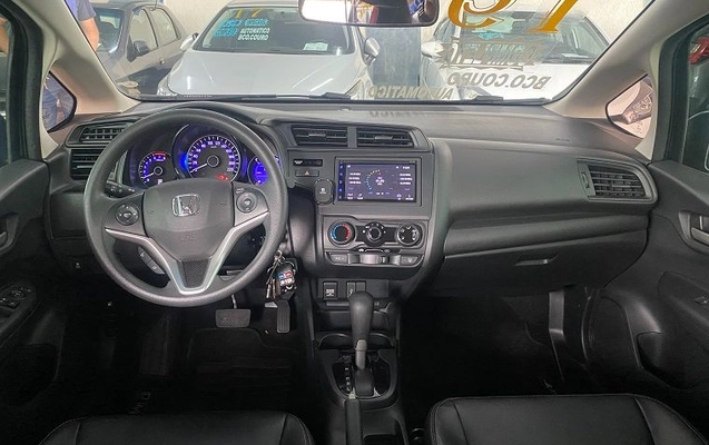 imagem-https://www.socarrao.com.br/sc-vehicle-images-prod/3740289/1789600831866-gb-40c64f7.jpg