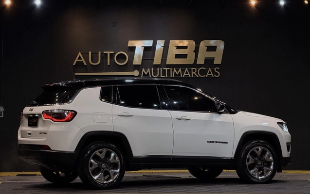 imagem-https://www.socarrao.com.br/sc-vehicle-images-prod/3740305/1788983564335-1_112735.jpg