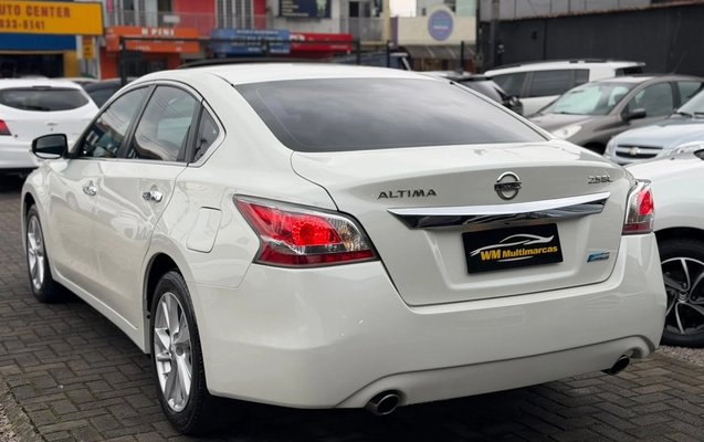 imagem-https://www.socarrao.com.br/sc-vehicle-images-prod/3740306/1788983564993-V2hhdHNBcHAgSW1hZ2UgMjAyNi0wOS0wOSBhdCAxNi4wNi4xOSAoMykuanBlZw.jpeg