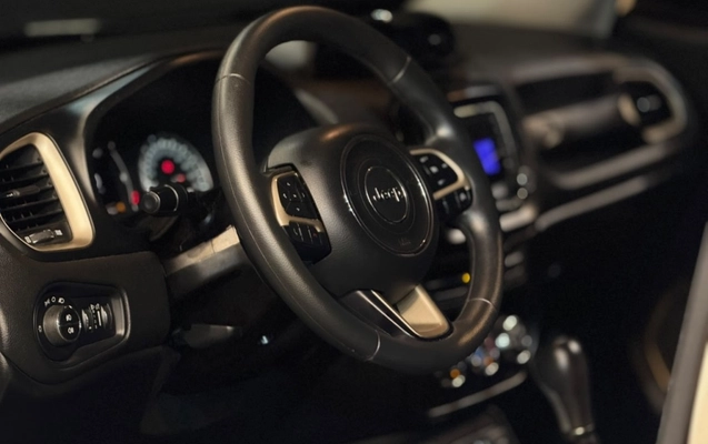 imagem-https://www.socarrao.com.br/sc-vehicle-images-prod/3740320/1788983614434-1_045127.jpg