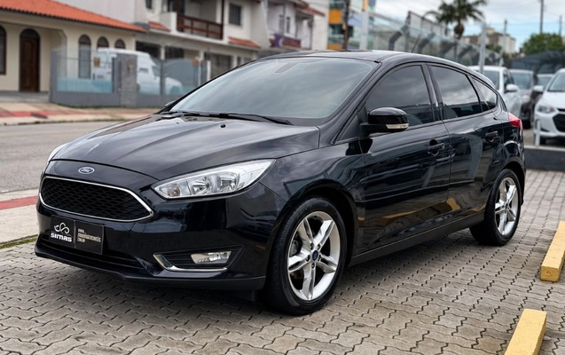 imagem-https://www.socarrao.com.br/sc-vehicle-images-prod/3740323/1788983641641-gb-df16a55.jpeg