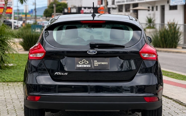 imagem-https://www.socarrao.com.br/sc-vehicle-images-prod/3740323/1788983641645-gb-68ac1b7.jpeg
