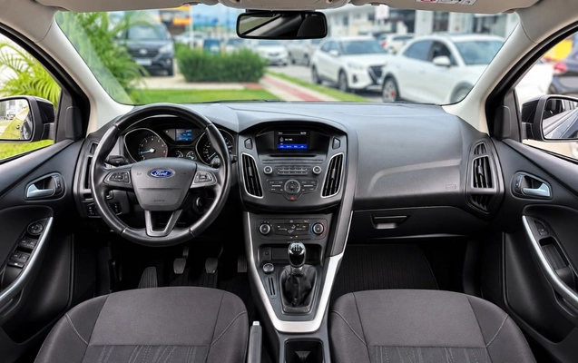 imagem-https://www.socarrao.com.br/sc-vehicle-images-prod/3740323/1788983641651-gb-ee50ea0.jpeg