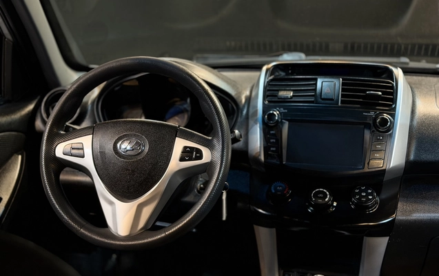 imagem-https://www.socarrao.com.br/sc-vehicle-images-prod/3740330/1788983686689-1_060526.jpg