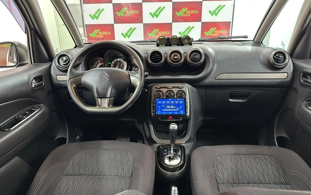 imagem-https://www.socarrao.com.br/sc-vehicle-images-prod/3740333/1788983699128-cc1b235d-df2e-4ce7-988c-bc2f90b41d8b.jpg